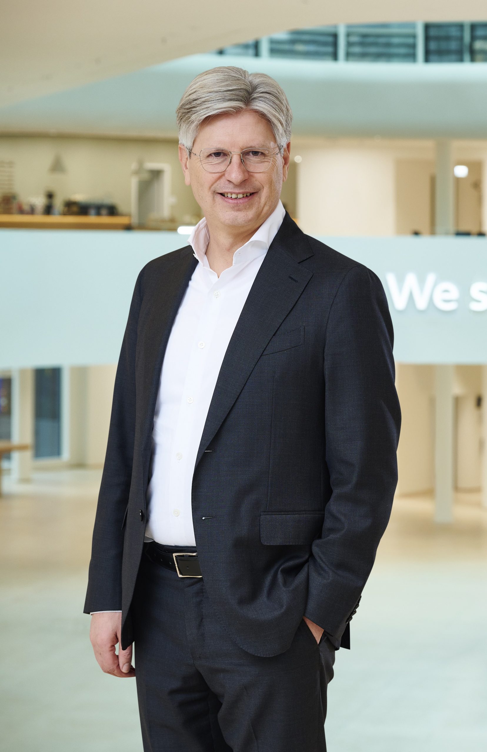 Dr. Thomas Wiesemann